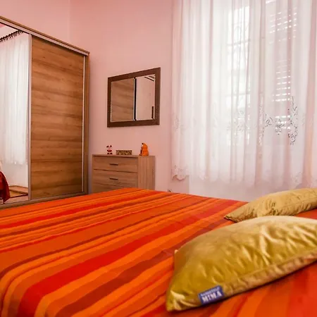 Emanuel Apartament Pula